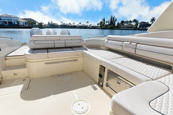 35ft Chris Craft Yacht For Sale