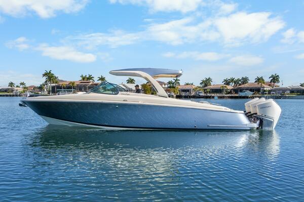 35ft Chris Craft Yacht For Sale