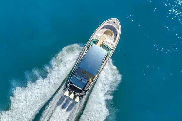 Chris-Craft Launch 35 GT OB Yacht For Sale