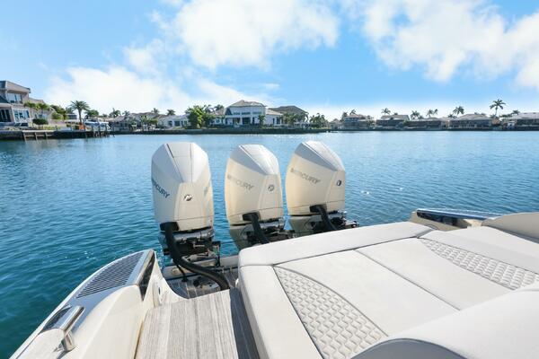 35ft Chris Craft Yacht For Sale