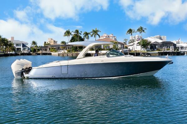 35ft Chris Craft Yacht For Sale
