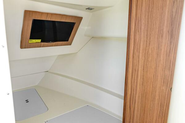 35ft Chris Craft Yacht For Sale