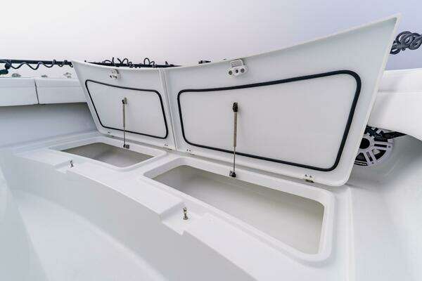 Costa Custom 34 SV Yacht For Sale