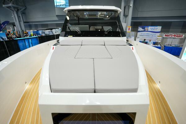 36ft De Antonio Yacht For Sale