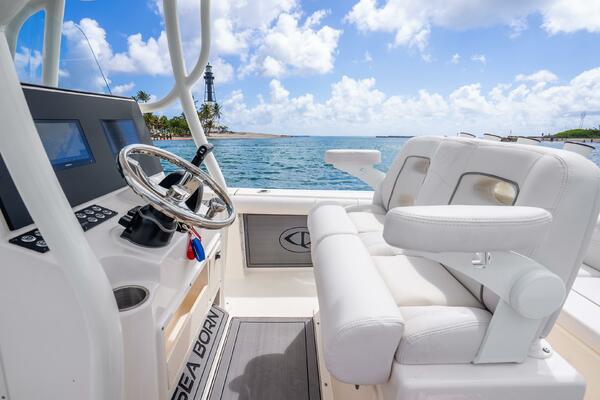 22ft Sea Born Yacht For Sale