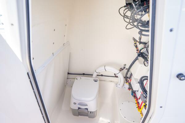 22ft Sea Born Yacht For Sale