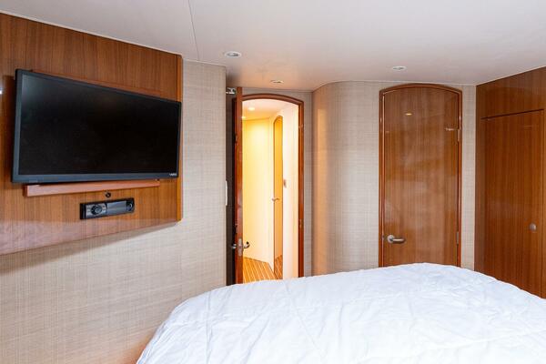 FIVE SEAS 64ft Viking Yacht For Sale