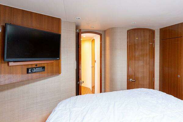 Viking 64 Convertible Yacht For Sale