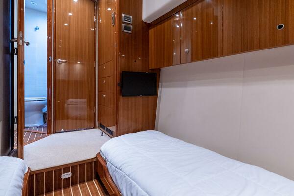 FIVE SEAS 64ft Viking Yacht For Sale