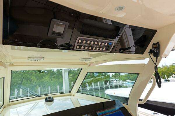 Scout 420 LXF Yacht For Sale