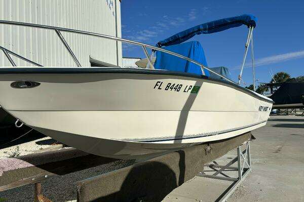 Photo of the 2001 Key West 1900 Sportsman