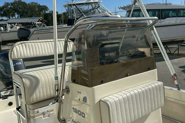 Photo of the 2001 Key West 1900 Sportsman