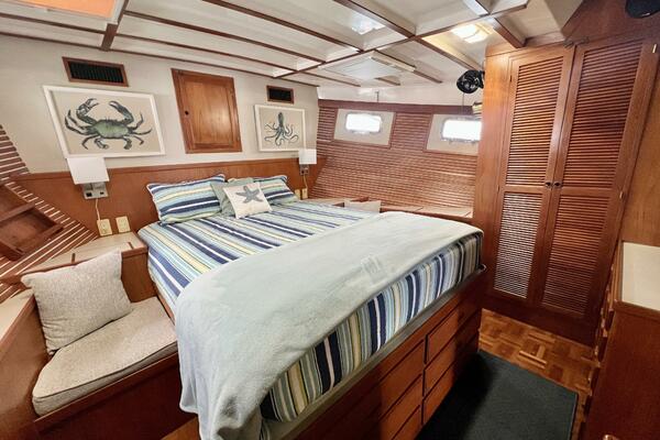 Sue Sea Q 48ft Kadey Krogen Yacht For Sale