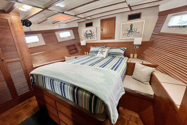 Kadey-Krogen 48 Whaleback Yacht For Sale