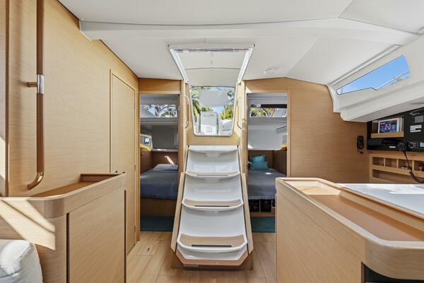 Dantari 44ft Jeanneau Yacht For Sale