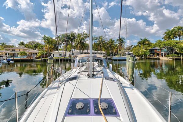 Dantari 44ft Jeanneau Yacht For Sale