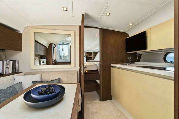 Beneteau Gran Turismo 40 Yacht For Sale