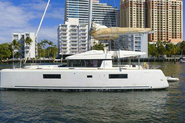 Photo of the 2021 Lagoon 52F "Rhapsody"