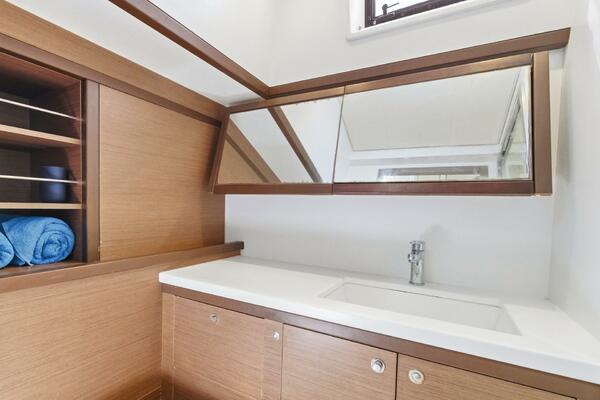 Rhapsody 52ft Lagoon Yacht For Sale