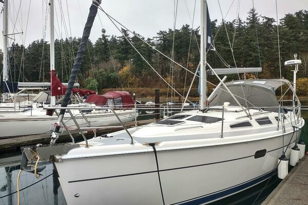 VELELLA 35ft Hunter Yacht For Sale