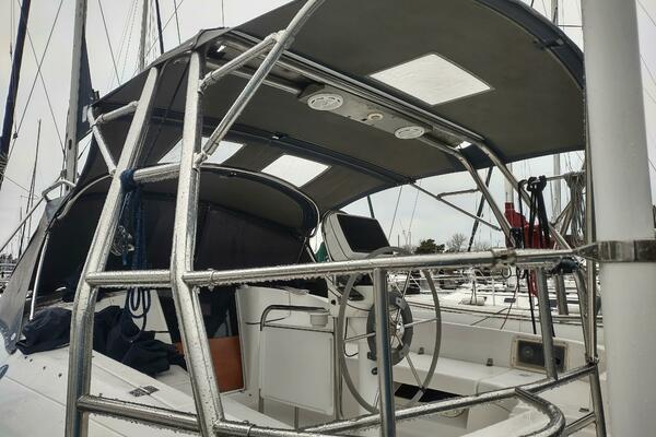 VELELLA 35ft Hunter Yacht For Sale