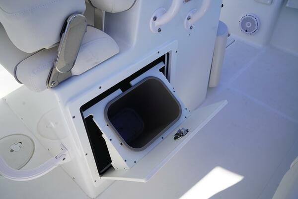 27ft Sea Hunt Yacht For Sale