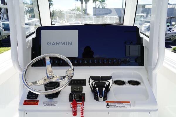 27ft Sea Hunt Yacht For Sale