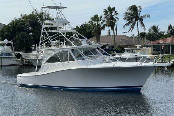 2007 Luhrs 41