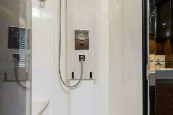 Prestige 630 Flybridge Yacht For Sale