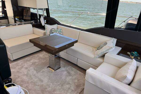 Prestige 630 Flybridge Yacht For Sale