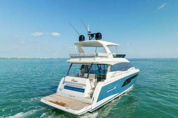 Prestige 630 Flybridge Yacht For Sale