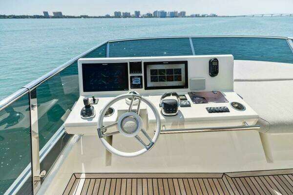 Prestige 630 Flybridge Yacht For Sale