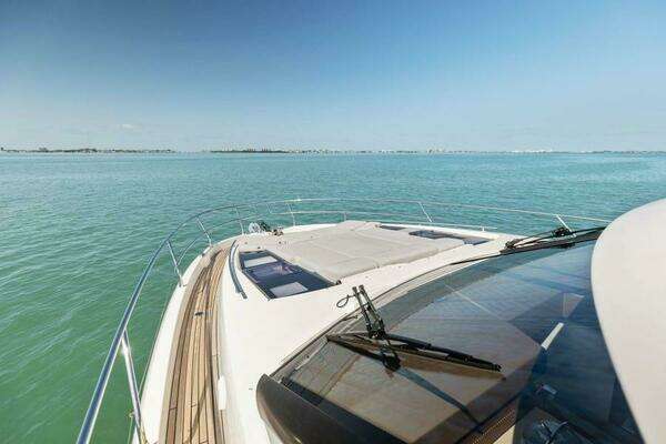 Prestige 630 Flybridge Yacht For Sale