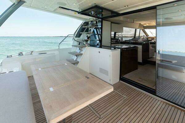 Prestige 630 Flybridge Yacht For Sale