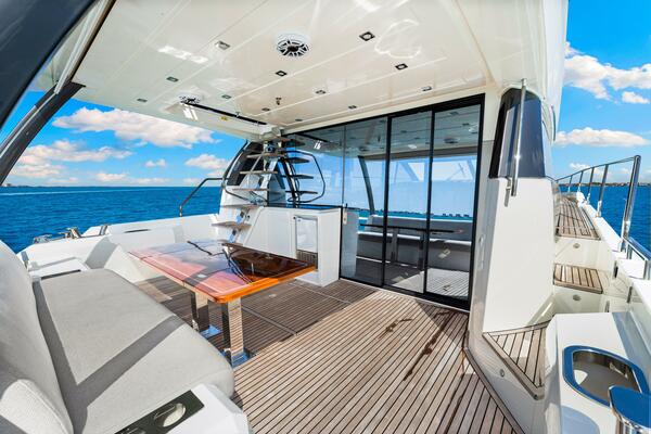 2019 Prestige 630 Flybridge - Stern Seating  