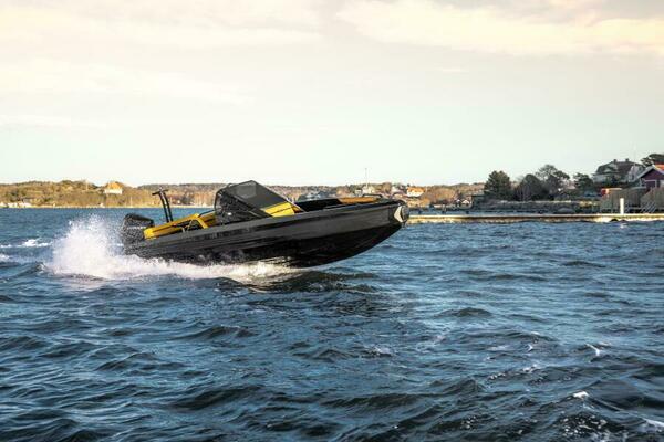 Introductory Pricing 25ft Iron Yacht For Sale