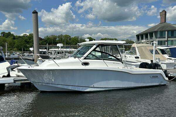 28-ft-Boston Whaler-2015-285 Conquest- Essex Connecticut United States  yacht for sale