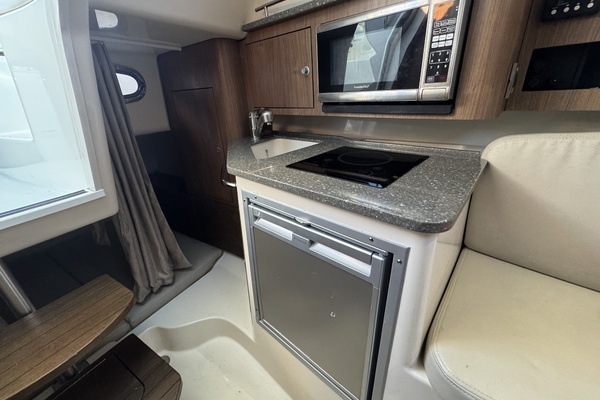 2015 Boston Whaler 28