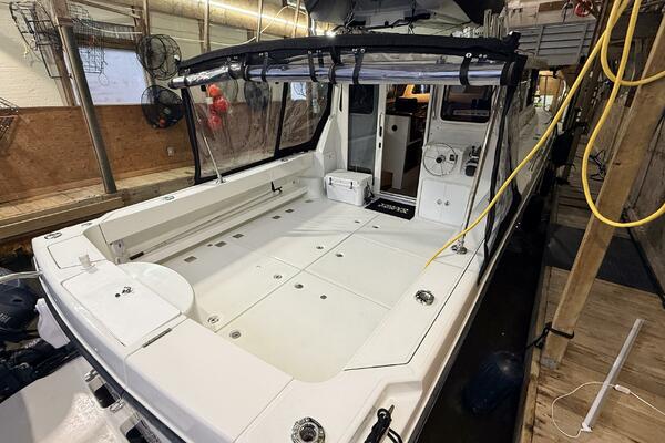 Kapalua 33ft Ocean Sport Yacht For Sale