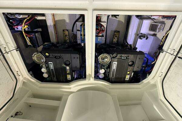 Ocean Sport Roamer Yacht For Sale