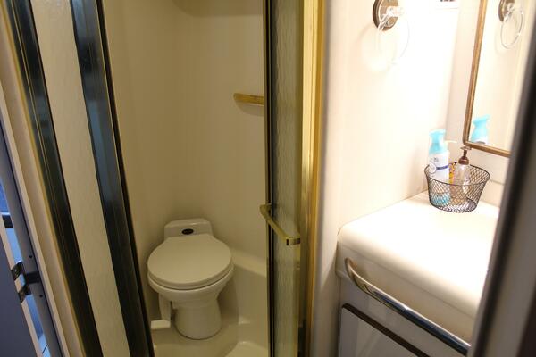 Fuelish Pleasure 50ft Sea Ray Yacht For Sale