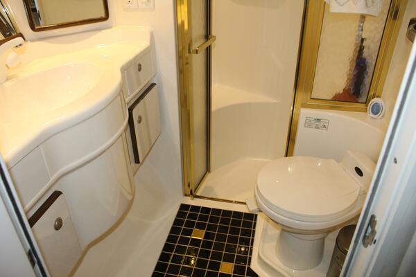 Fuelish Pleasure 50ft Sea Ray Yacht For Sale