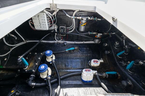 39ft Yellowfin Yacht For Sale