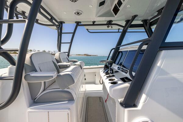 39ft Yellowfin Yacht For Sale