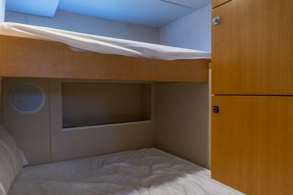 WHISTLE 76ft Lazzara Yachts Yacht For Sale