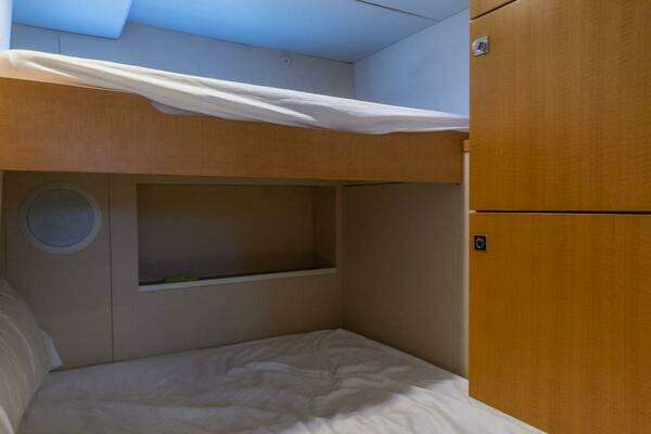 Lazzara Yachts  Yacht For Sale