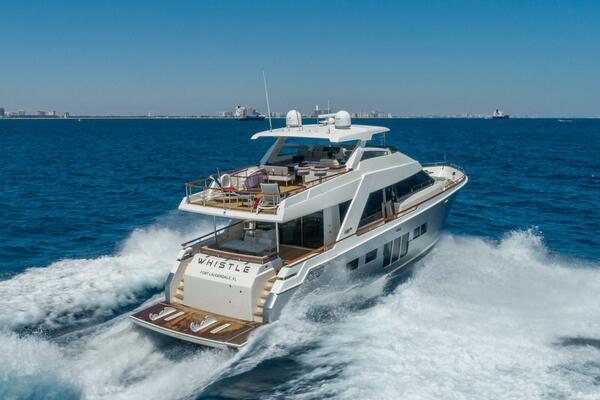 WHISTLE 76ft Lazzara Yachts Yacht For Sale