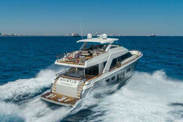 Lazzara Yachts  Yacht For Sale
