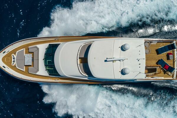 WHISTLE 76ft Lazzara Yachts Yacht For Sale