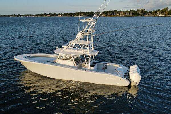 Yellowfin 42 Offshore Yacht For Sale
